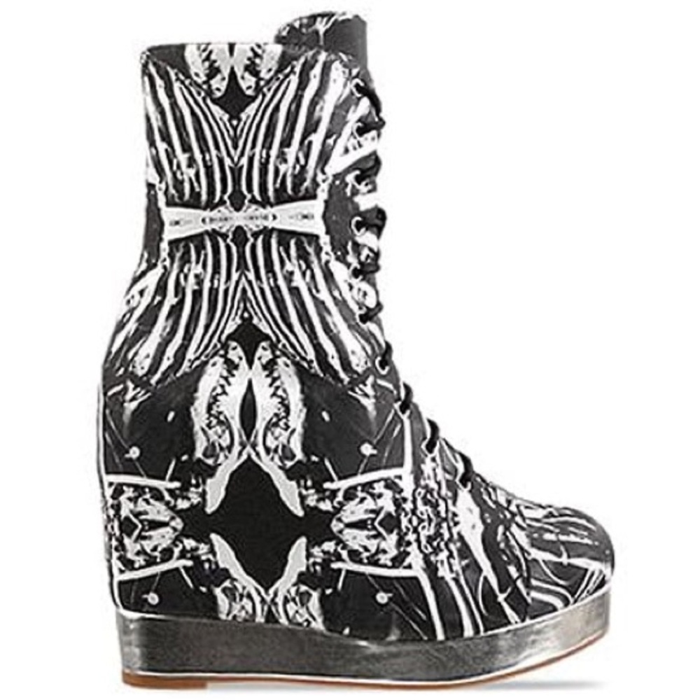 Jeffrey Campbell x Black Milk Clothing Back Off Boots Bone Machine size 10